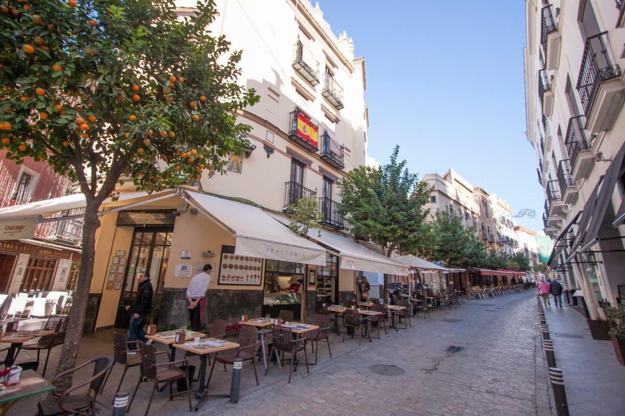 Escapada Romantica, 2 Pax, Centro Historico Seville